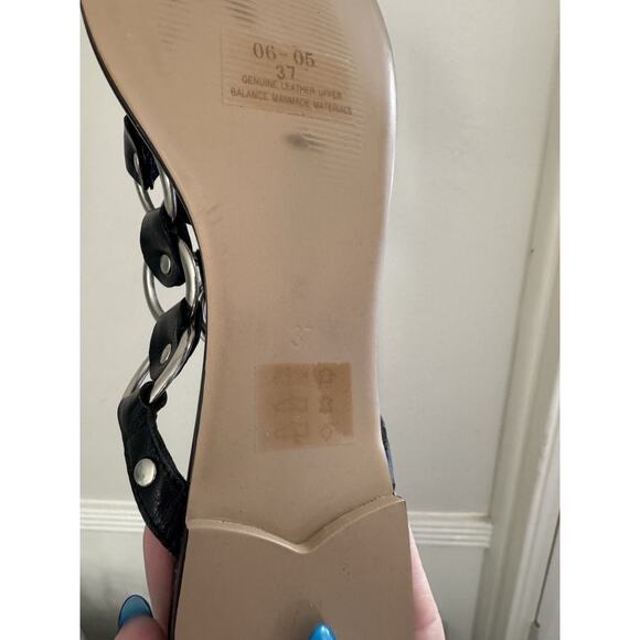 Vintage St Tropez Thong Sandals Sz 37 Vintage Y2K Black Metal Ring Chain Leather - Picture 3 of 4